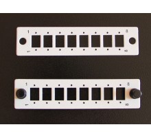 Лицевая панель (модуль) для установки 8-SC (DLC) с отверстиями М2 крепления адаптера серая Hyperline FO-FP-W140H42-8SC/DLC-GY