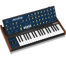 Синтезатор Behringer MONOPOLY