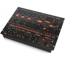 Синтезатор Behringer 2600