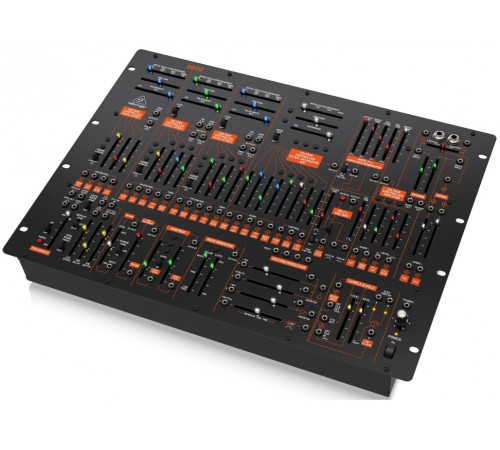 Синтезатор Behringer 2600