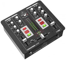 Микшер Behringer VMX100USB