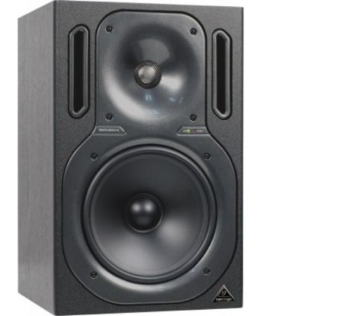 Студийный монитор Behringer B2031A