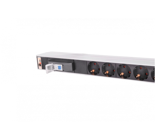 Блок розеток REM 33U (R-32-16S-8C19-A-AM-1420-K)