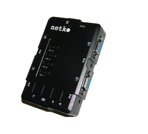 KVM Переключатель Netko настольный 4 порта USB+аудио в комплекте: 2 кабеля 1.8м (NLVVUA18) черный NCS-41UA (54955)