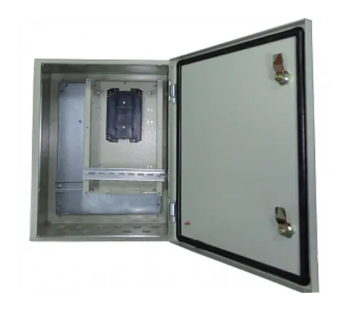 Металлический шкаф с установленым оптическим кросом TFortis CrossBox-2