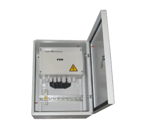 Металлический шкаф с установленым оптическим кроссом TFortis Crossbox-1