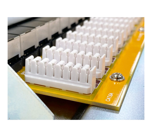 Коммутационная панель SNR SNR-SD-1U24-6А-H