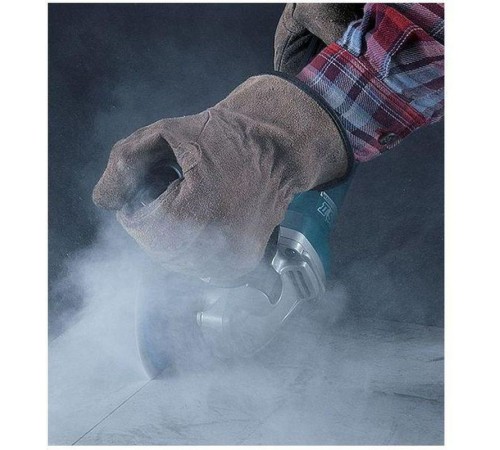 Углошлифовальная машина Makita GA5040C 1400Вт 11000об/мин рез.шпин.:M14 d=115/125мм Углошлифовальная машина Makita GA5040C 1400Вт 11000об/мин рез.шпин.:M14 d=115/125мм