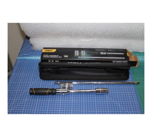 Ключи Deli Крестообразный балонный гаечный ключ Deli DL4416K 1/2" 17/19мм + 21/23мм, сталь Cr-V, противоскользящая ручка, сумка на молнии Ключи Deli Крестообразный балонный гаечный ключ Deli DL4416K 1/2" 17/19мм + 21/23мм, сталь Cr-V, противоскользящая ручка, сумка на молнии