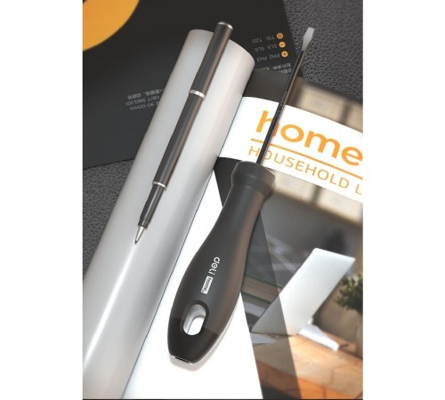 Шлицевая отвёртка "Home Series Black" Deli HT1106 6x150мм  Эксклюзивный дизайн. Рукоятка из высококачественного софттач пластика