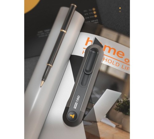 Нож Deli Технический нож "Home Series Black" Deli HT4008  Т-образное лезвие с механизмом автоматического возврата, эксклюзивный дизайн, корпус из высококачественного софттач пластика