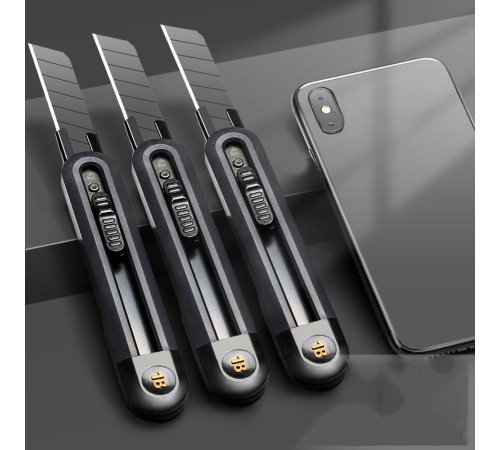 Нож Deli Технический нож "Home Series Black" Deli HT4018 ширина лезвия 18мм, эксклюзивный дизайн, корпус из высококачественного софттач пластика Нож Deli Технический нож "Home Series Black" Deli HT4018 ширина лезвия 18мм, эксклюзивный дизайн, корпус из высококачественного софттач пластика