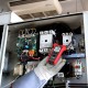 Токоизмерительные клещи UNI-T Токоизмерительные клещи UT281E , 600В, 3000А, 60МОм, гибкие зажимы
