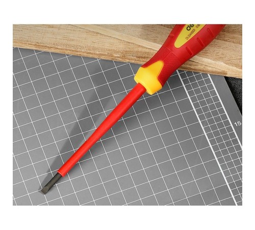 Диэлектрическая шлицевая отвертка Deli DL5141001 4х100мм  сталь Cr-V, сертификат VDE для работ под напряжением до 1000 В.