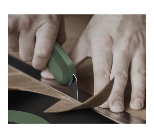 Нож Deli Набор технических ножей "Home Series Green" Deli HT4003L (ножи 9мм+18мм+Т-образный), эксклюзивный дизайн, корпус из высококачественного софттач пластика
