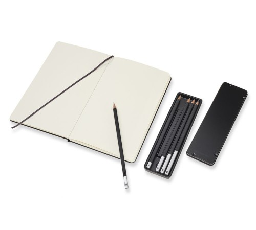 Набор Moleskine Art Collection пенал с черногр.карандашами/блокнот Large нелинованный черный Набор Moleskine Art Collection пенал с черногр.карандашами/блокнот Large нелинованный черный
