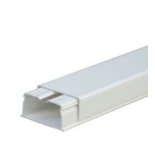 Кабельный канал Legrand 030027 DLPlus 40x20мм белый 2.10м