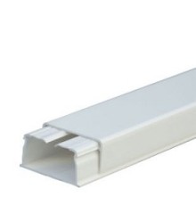 Кабельный канал Legrand 030027 DLPlus 40x20мм белый 2.10м