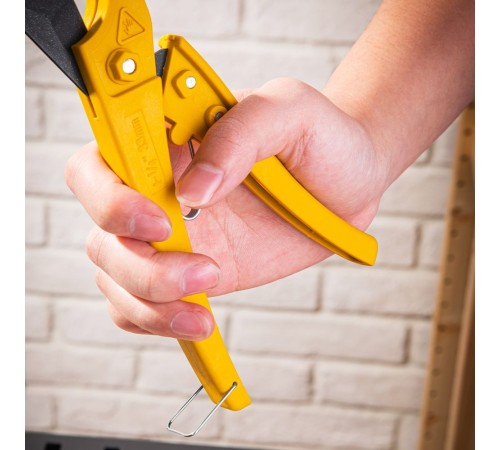 Труборез Deli Труборез для пластиковых труб Deli DL350033 диаметр реза до 33мм, лезвия с тефлоновым покрытием