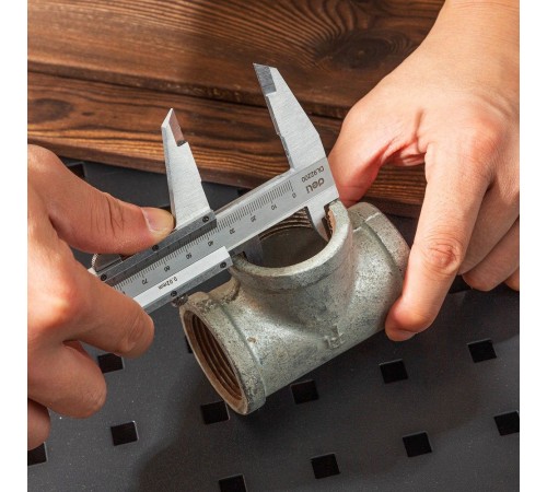 Измерительный и разметочный инструмент Deli Штангенциркуль Deli DL92200 200мм, метрическая шкала