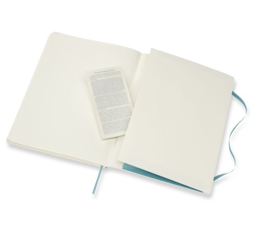 Блокнот Moleskine CLASSIC SOFT QP621B35 XLarge 190х250мм 192стр. линейка мягкая обложка голубой Блокнот Moleskine CLASSIC SOFT QP621B35 XLarge 190х250мм 192стр. линейка мягкая обложка голубой