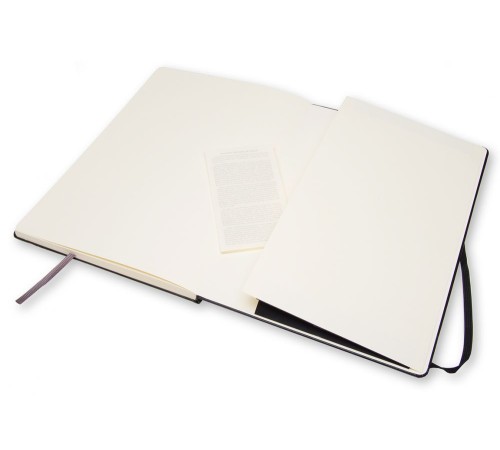 Блокнот для рисования Moleskine ART SKETCHBOOK ARTBF832 A4 96стр. твердая обложка черный Блокнот для рисования Moleskine ART SKETCHBOOK ARTBF832 A4 96стр. твердая обложка черный