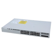Catalyst 9200L 24-port full PoE+, 4x10Gb uplink, PS 1x600W, Network Essentials, PoE+ 370/740W , C9200L-24P-4X-E