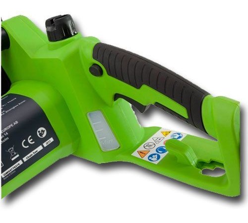 Электрическая цепная пила Greenworks GCS1840 1800Вт дл.шин.:16" (40cm) Электрическая цепная пила Greenworks GCS1840 1800Вт дл.шин.:16" (40cm)