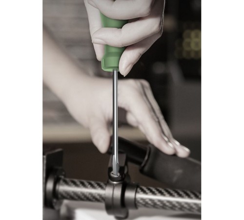 Набор отверток "Home Series Green" Deli HT1002L 2шт SL5x100+PH1x100, эксклюзивный дизайн, рукоятка из высококачественного софттач пластика