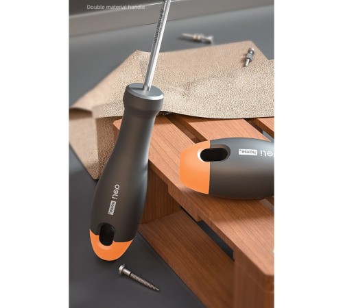 Крестовая отвертка "Home Series Gray" Deli HT1203C PH0x75мм  Эксклюзивный дизайн, рукоятка из высококачественного софттач пластика