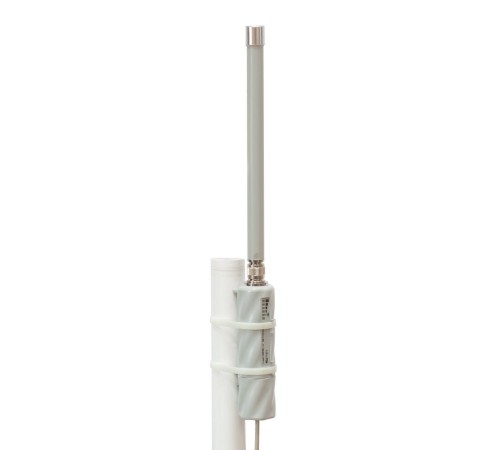 Точка доступа MikroTik GrooveA 52 with N-male connector, High Gain Single Chain 2.4GHz / 5GHz 802.11abgn wireless, 600MHz CPU, 64MB RAM, 1x LAN, mounting loops, POE, PSU, plastic case, RouterOS L4, 2.4Ghz 6dBi Omni (RBGrooveA-52HPn)
