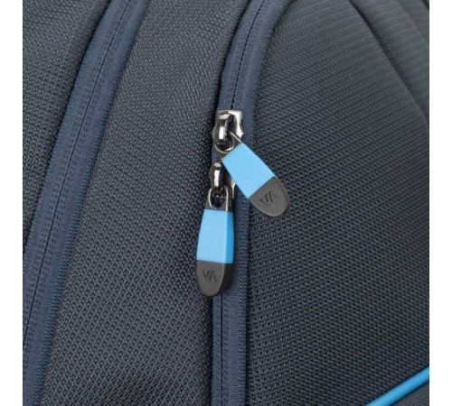 Рюкзак для ноутбука 17.3" Riva 7861 темно-синий полиэстер (7861 BLUE) Рюкзак для ноутбука 17.3" Riva 7861 темно-синий полиэстер (7861 BLUE)