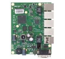 Маршрутизатор MikroTik RouterBOARD 450Gx4 with four core 716MHz Atheros CPU, 1 GB RAM, 5 Gigabit LAN ports, PoE OUT on port #5, RouterOS L5 (RB450Gx4)