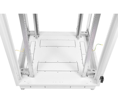 Шкаф коммутационный ЦМО ШТК-М-42.8.8-44АА 42U 800x800мм пер.дв.перфор. задн.дв.стал.лист 2 бок.пан. 500кг белый Шкаф коммутационный ЦМО ШТК-М-42.8.8-44АА 42U 800x800мм пер.дв.перфор. задн.дв.стал.лист 2 бок.пан. 500кг белый