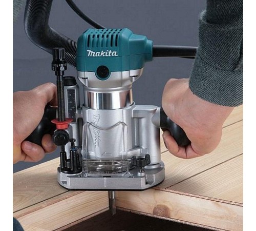 Фрезер Makita RT0700CX2 710Вт 30000об/мин Фрезер Makita RT0700CX2 710Вт 30000об/мин
