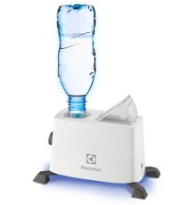 Увлажнитель воздуха Electrolux EHU-4015 Travel 5Вт (ультразвуковой) белый