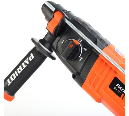 PATRIOT RH 242 Перфоратор [140301326] { SDS+ 720Вт, 1,9 Дж, 3 режима работы, макс.диаметр 22мм, глубиномер, дополнительная ручка, кейс }