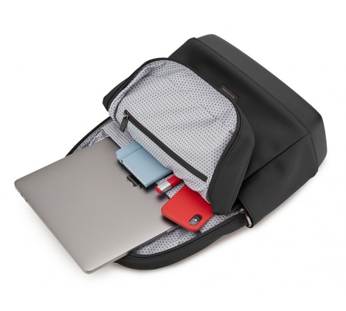 Рюкзак Moleskine THE BACKPACK SOFT TOUCH (ET9CC02BKBK) 41x13x32см полиуретан черный
