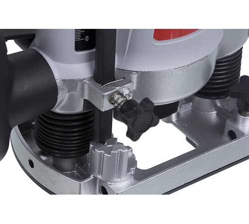 Фрезер Ресанта ФМ-1300Э 1300Вт 30000об/мин макс.ход:50мм