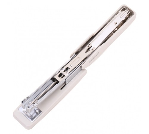 Степлер Deli E0300WHITE Exceed 24/6 26/6 (25листов) белый 100скоб металл/пластик коробка