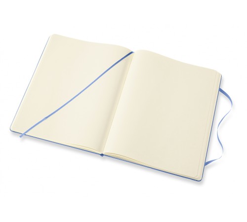 Блокнот Moleskine CLASSIC QP092B42 XLarge 190х250мм 192стр. нелинованный твердая обложка голубая гортензия Блокнот Moleskine CLASSIC QP092B42 XLarge 190х250мм 192стр. нелинованный твердая обложка голубая гортензия