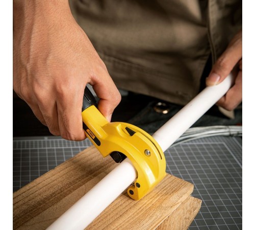 Труборез Deli Труборез для металлических труб Deli DL2504  диапазон реза 3-32 мм, режущая кромка из нержавеющей стали, подходит для меди и алюминия