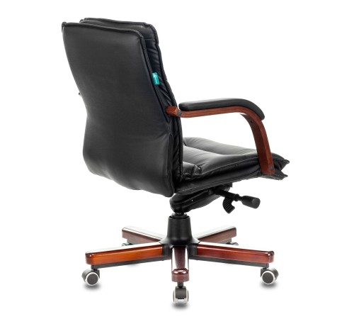 Кресло руководителя Бюрократ T-9927WALNUT-LOW черный кожа низк.спин. крестовина металл/дерево
