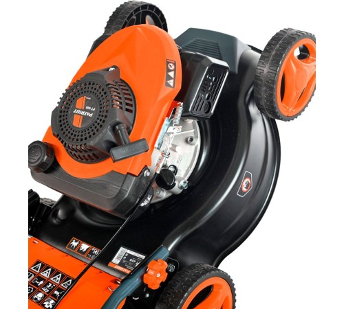 Газонокосилка роторная Patriot PT 400 (512109400)