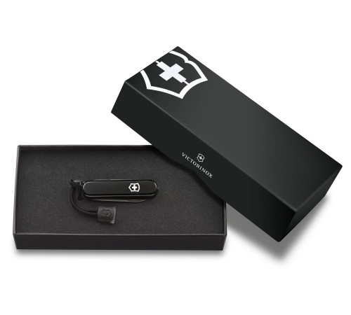 Нож перочинный Victorinox Signature Lite Onyx Black (0.6226.31P) 58мм 8функций черный подар.коробка Нож перочинный Victorinox Signature Lite Onyx Black (0.6226.31P) 58мм 8функций черный подар.коробка