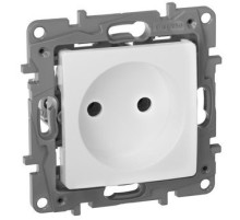 Розетка силов. Legrand Etika 672220 скрыт. IP21 белый
