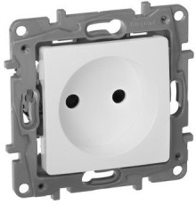 Розетка силовая Legrand Etika (672234) скрыт. штор. IP21 белый
