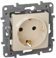Розетка силовая Legrand Etika (672321) скрыт. зазем. IP21 слоновая кость