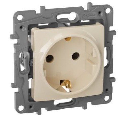 Розетка силовая Legrand Etika (672321) скрыт. зазем. IP21 слоновая кость
