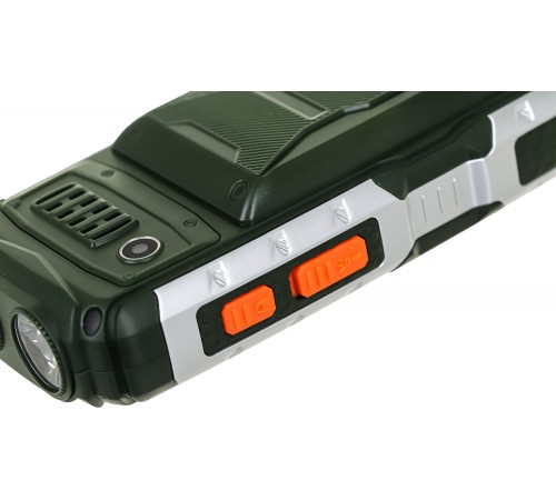 Мобильный телефон BQ 2430 Tank Power 32Mb зеленый/серебристый моноблок 2Sim 2.4" 240x320 0.3Mpix GSM900/1800 GSM1900 MP3 FM microSD max32Gb